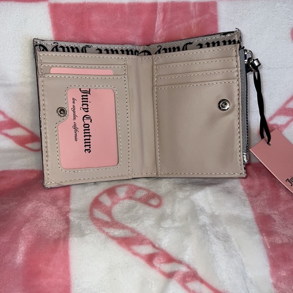 Juicy Couture wallet - Picture 4 of 8